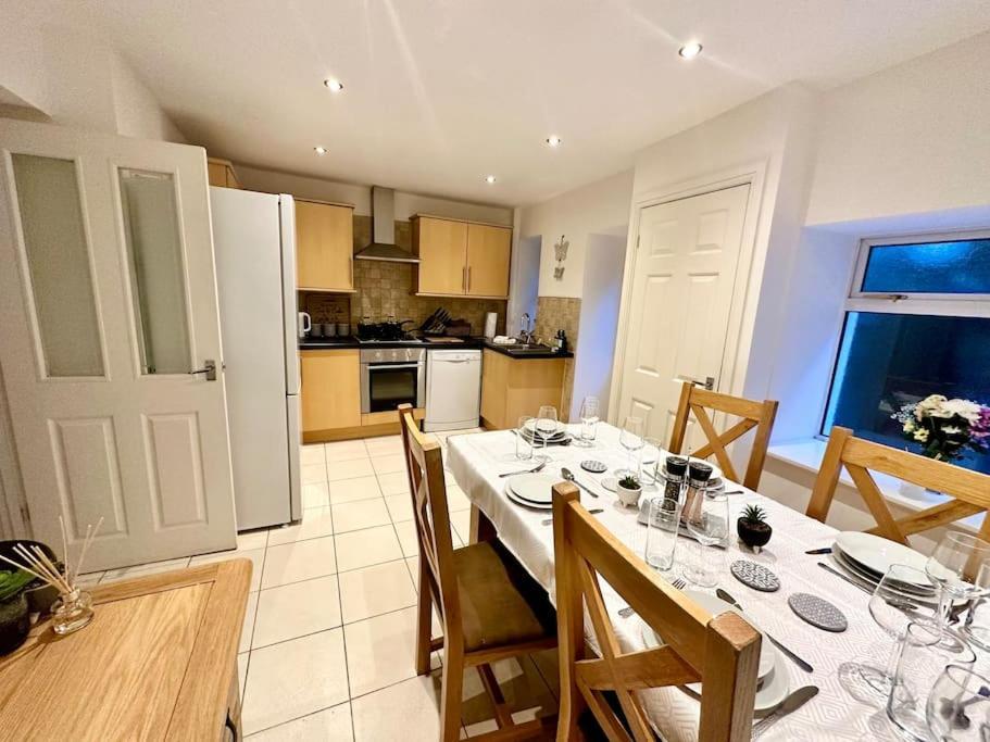 Cottage,Cinema Room,Log Burner Blaenavon Esterno foto