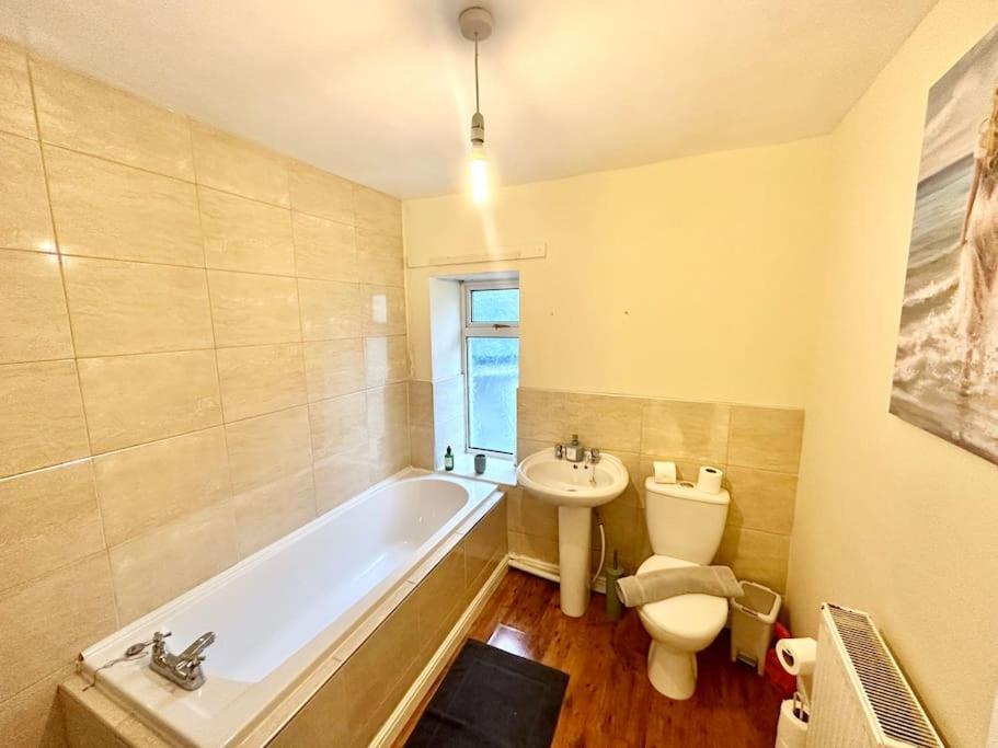 Cottage,Cinema Room,Log Burner Blaenavon Esterno foto