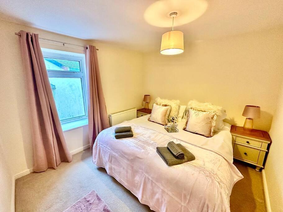 Cottage,Cinema Room,Log Burner Blaenavon Esterno foto